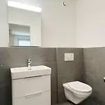 Fantastic 2br In The Center - Sky7