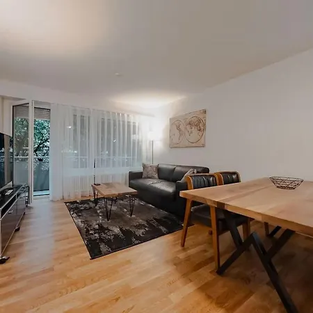 Fantastic 2br In The Center - Sky7 Апартаменты