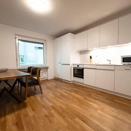 Fantastic 2br In The Center - Sky7 Апартаменты *